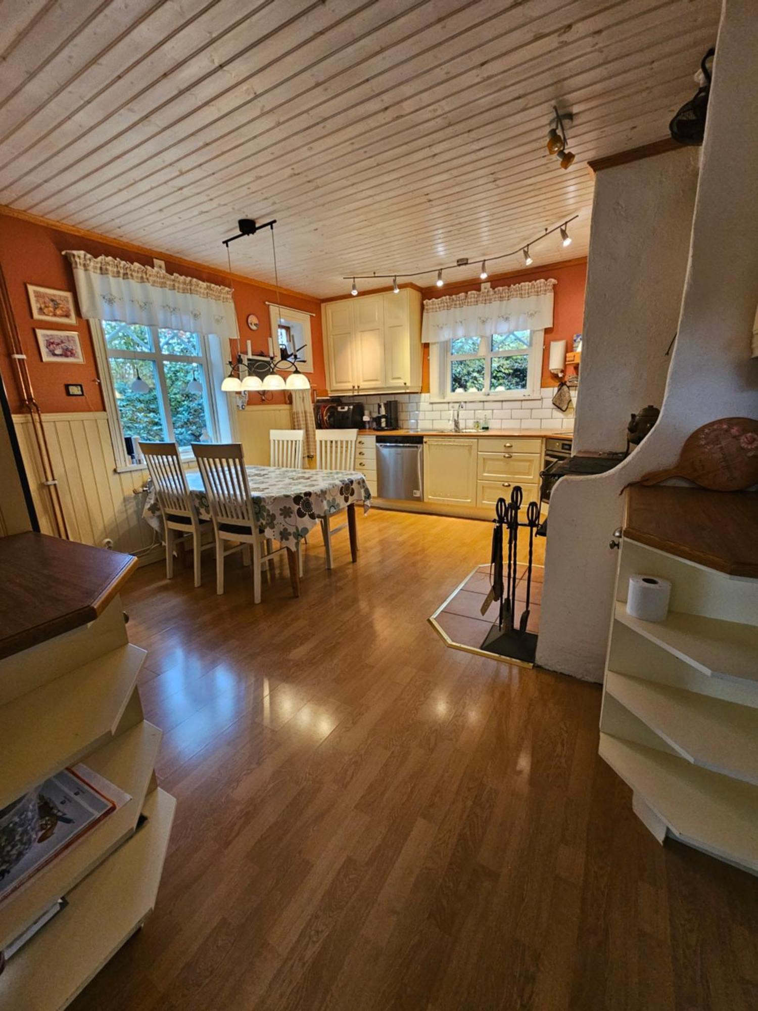 Romme Stugby Hotel Borlange Bagian luar foto